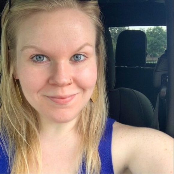 Meet your Posher, Heather - Picture 1 of 1